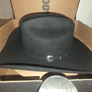 Justin Boots Black Felt Cowboy Hat with Silver Buckle